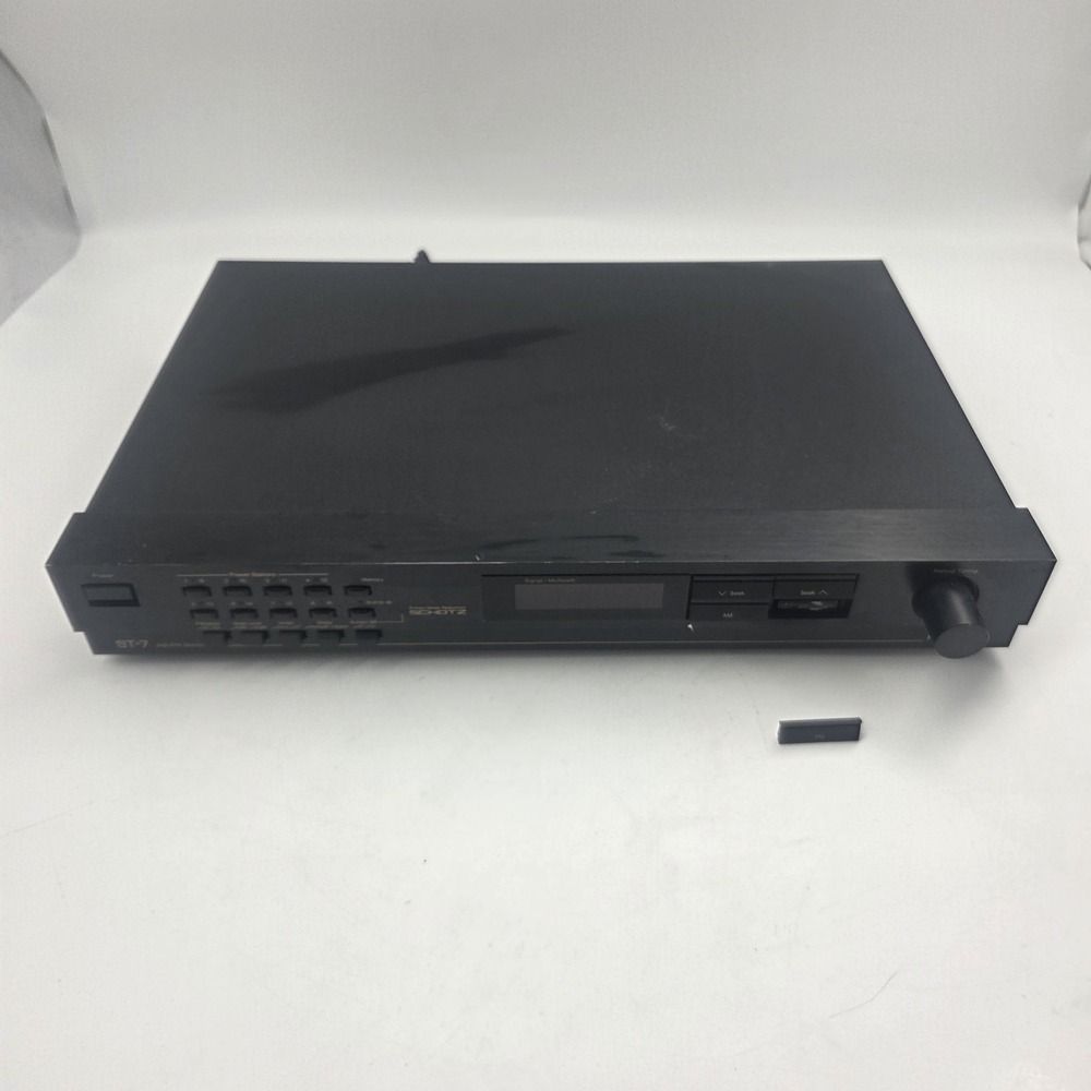 Nakamichi ST-7 Schotz Noise Reduction Vintage AM/FM Tuner